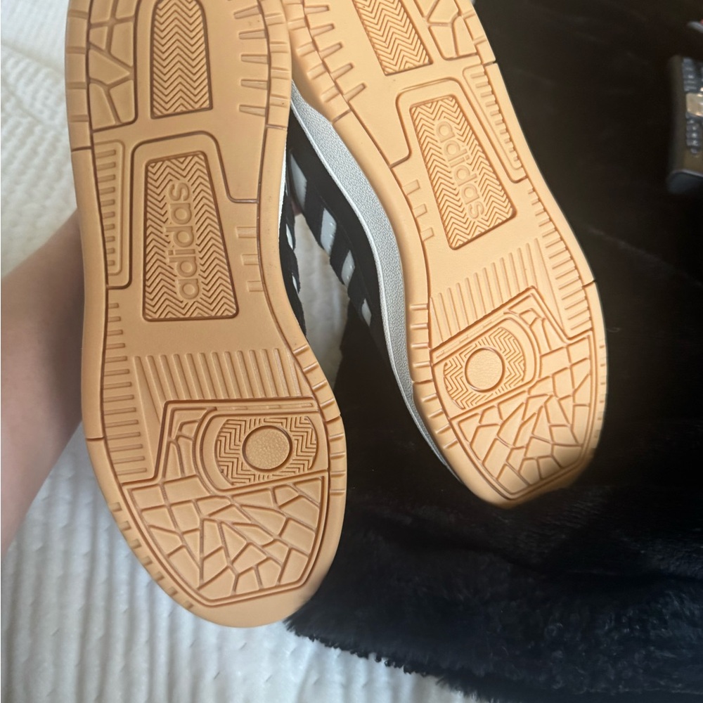 Adidas Black and White Retro Sneakers - Picture 3 of 4